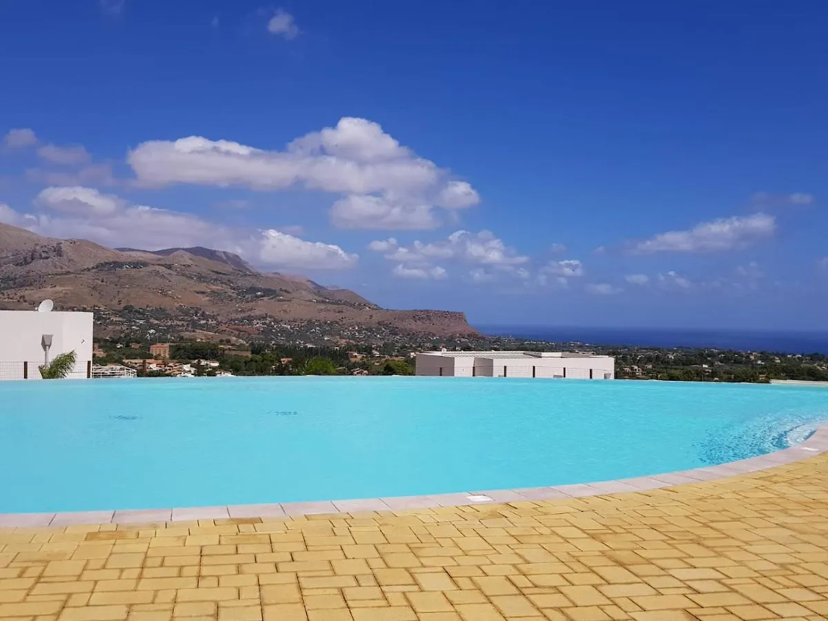 Giardino Degli Allori - Villa Flores Castellammare del Golfo